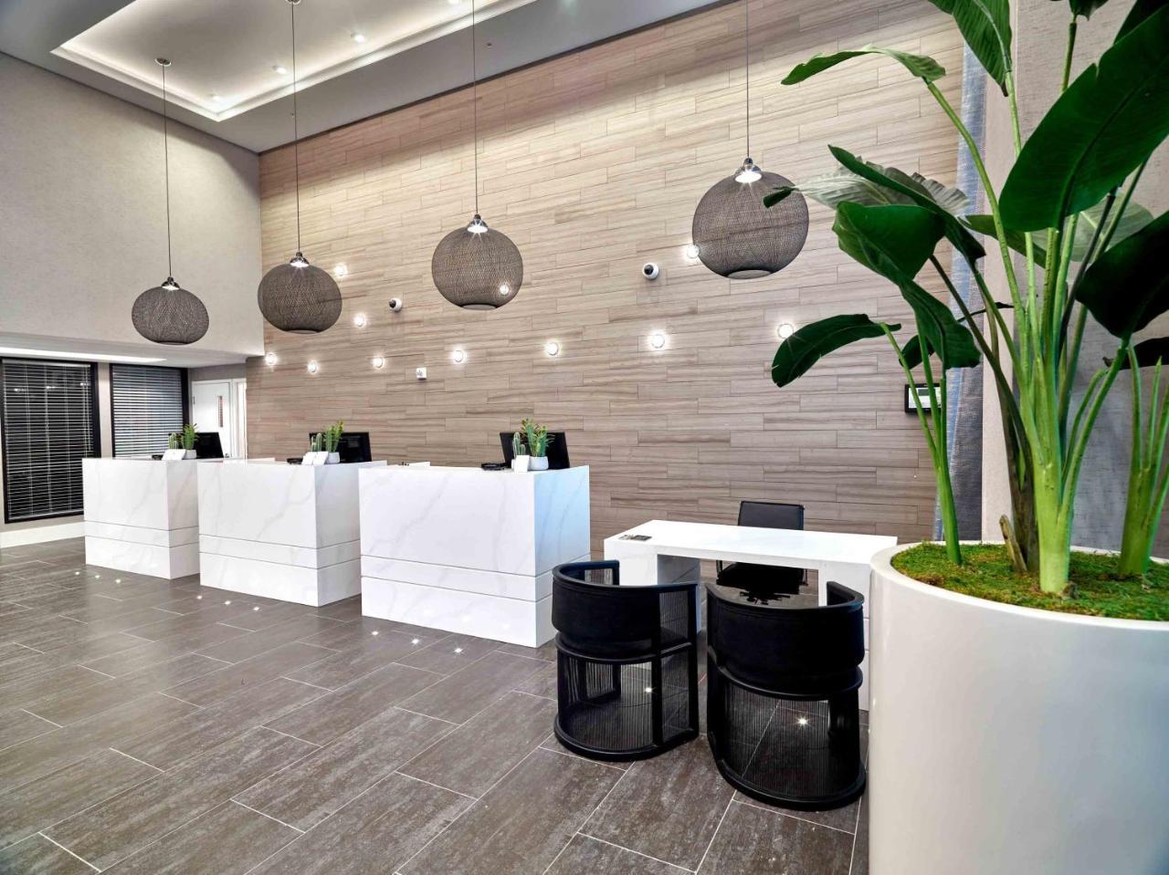 Sandman Signature Plano-Frisco Hotel Exterior photo